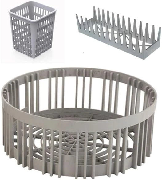 Set completo per lavastoviglie. Il set è composto da un cestello tondo di diametro 35 cm, da un cestino porta cucchiani quadro di dimensioni 11 x 11 cm e da una griglia porta piattini a 12 posti. Prodotti da Inox Macel, questi accessori costituiscono un set completo per lavastoviglie di casa, bar, ristoranti, locali pubblici e attività ristorative.