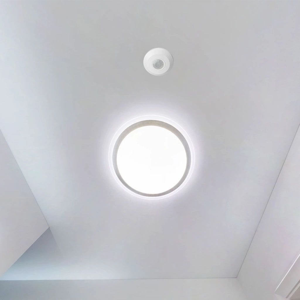 V-Tac SKU 23427 VT-81011 sensore di movimento PIR a infrarossi. Capacità di rilevamento a 360° e distanza massima di rilevamento è di 8 metri. A plafone. Bianco.