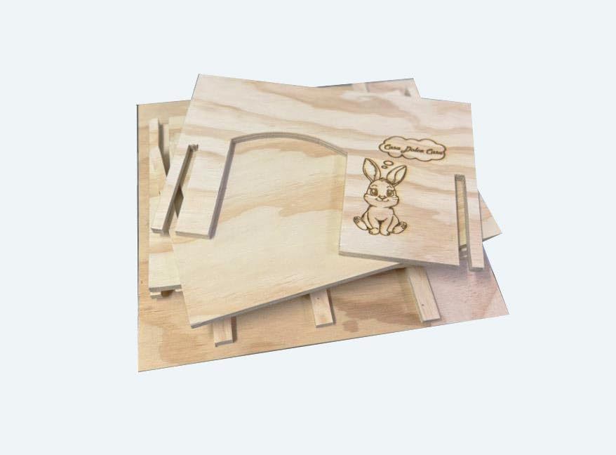 Cuccia casetta terrario in legno per coniglio nano. Dimensioni dellavbase della cuccia: cm 30 x 30 x altezza cm 27. Dimensioni del tetto: cm 30 x 35