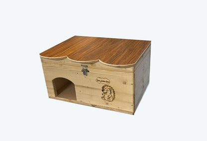 Casetta in legno per ricci e roditori. Dimensioni: cm 50 x 38 x h 28. Tana per letargo invernale. Con tetto apribile. In legno di abete. Casa per porcospini