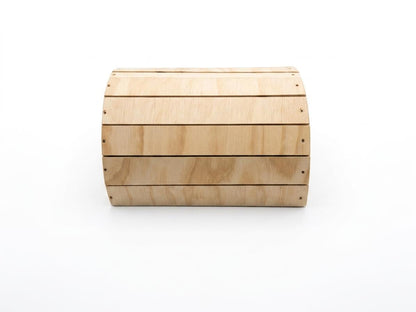 Casetta terrario per tartarughe di terra, anfibi, serpenti, rettili. In legno, di colore legno chiaro. Senza pavimento, a forma di cupola
